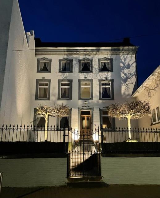 Huis Van Loon บอร์กโลน ภายนอก รูปภาพ