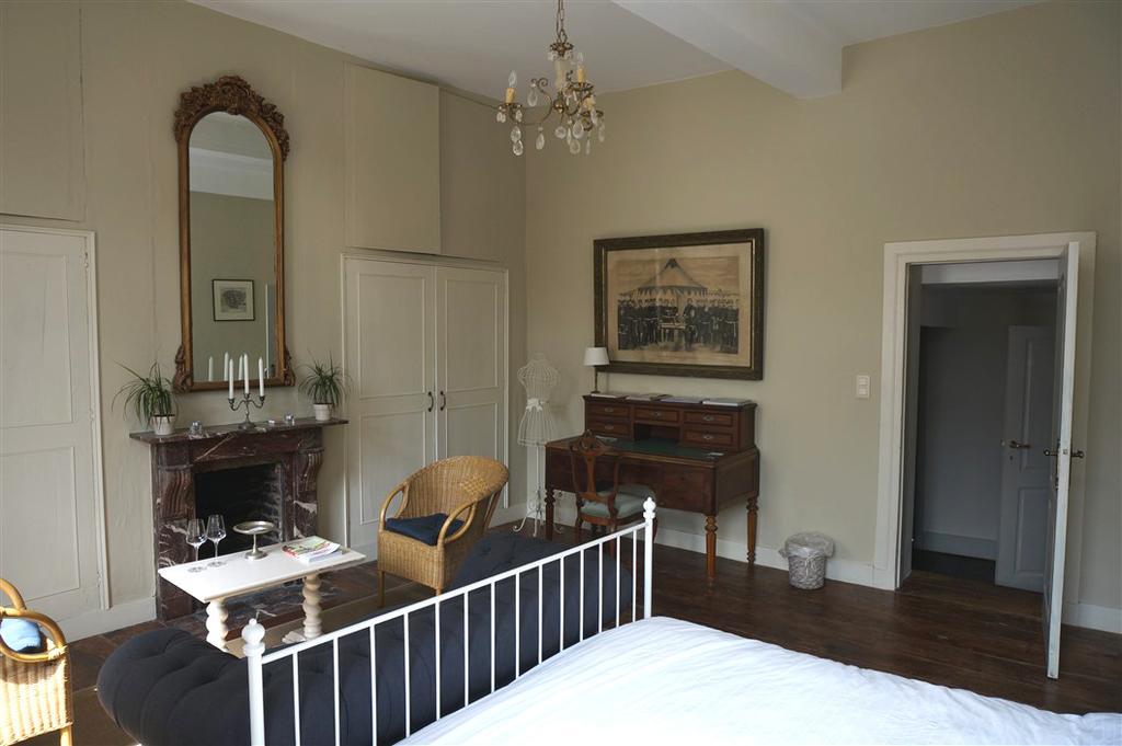 Huis Van Loon บอร์กโลน ภายนอก รูปภาพ